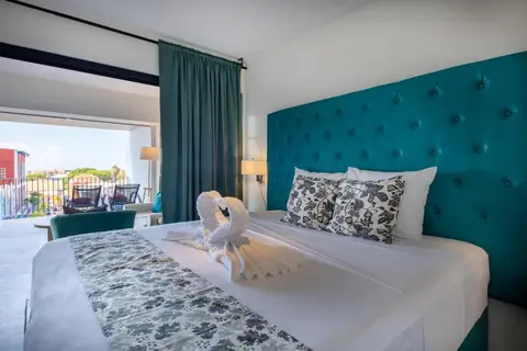 The Ritz Village in Peacock — foto 28