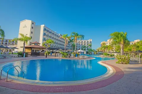 Tsokkos Gardens Hotel in Παραλίμνι — foto 8