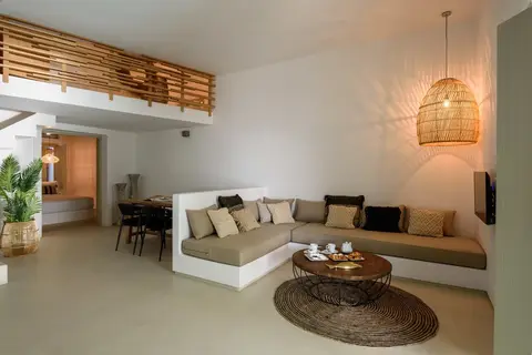 Este Luxury Suites in Φηρά Θήρας — foto 12