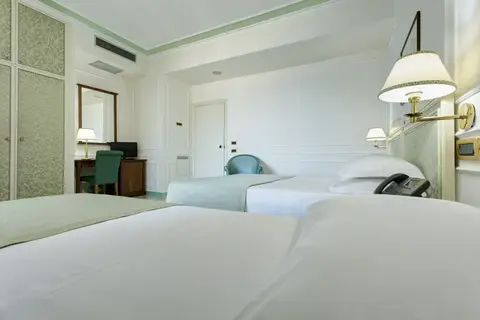 Lloyd's Baia Hotel in Vietri Sul Mare — foto 21