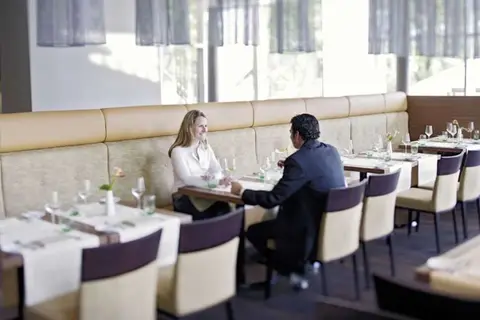 Mövenpick Hotel Hamburg in Hamburg — foto 10