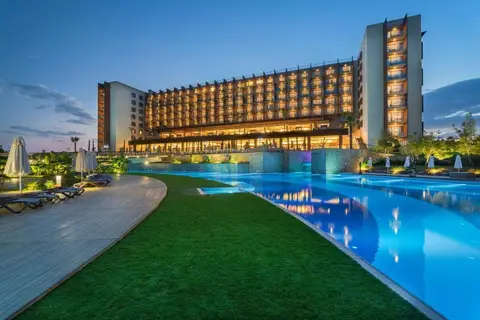 Concorde Luxury Resort in Bafra