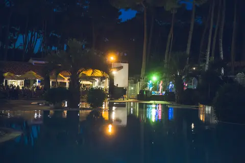 Camping Domaine De Montcalm in Les Mathes — foto 8