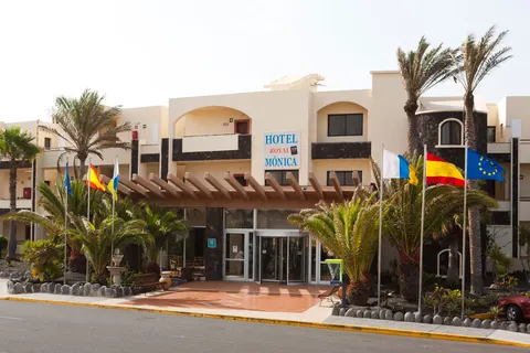 Fly & Go SBH Royal Monica in Yaiza — foto 35