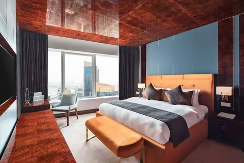 The Bentley Luxury Hotel & Suites Doha in Doha — foto 11