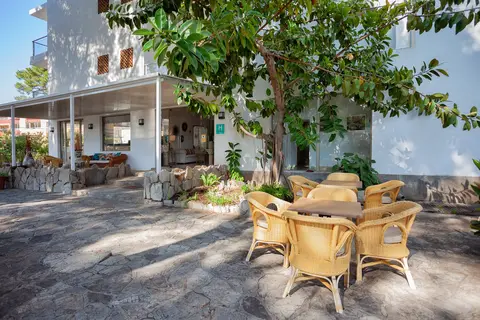 Petit Garden Hotel by Flacalco in Cala Ratjada — foto 9