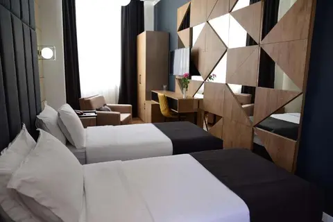 Hotel Comfort in Tirana — foto 3