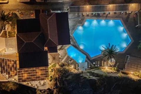 Alma Luxury Resort Hotel in Petra — foto 19