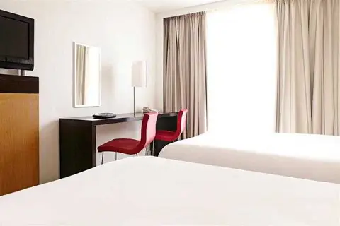 Novotel Edinburgh Park in Edinburgh — foto 11