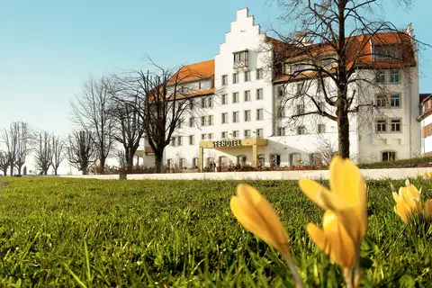 Seehotel am Kaiserstrand in Lochau