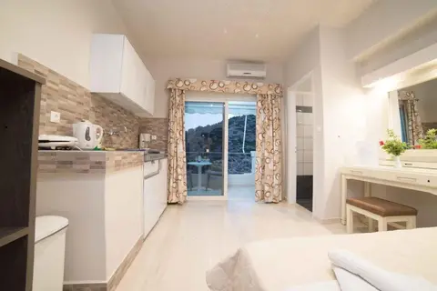 Hotel Pallada in Αγία Γαλήνη — foto 10