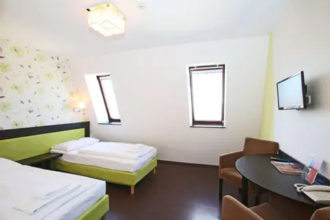 Medos Hotel Budapest in Boedapest — foto 3