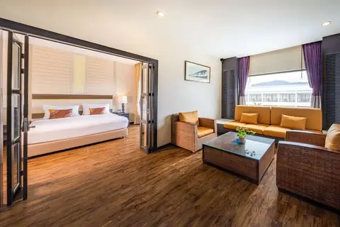 Deevana Plaza Phuket Resort in ตำบลป่าตอง — foto 28