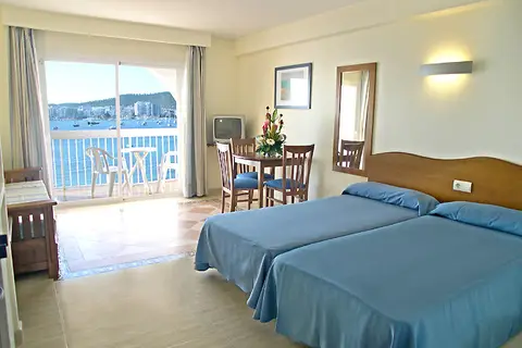 La Kiki Apartamentos in Sant Josep de sa Talaia — foto 12