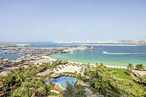 Le Meridien Mina Seyahi Beach Resort & Marina in دبي — foto 11