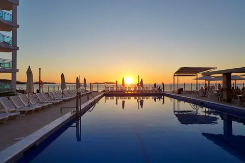 Aparthotel Nereida in Sant Antoni de Portmany — foto 4