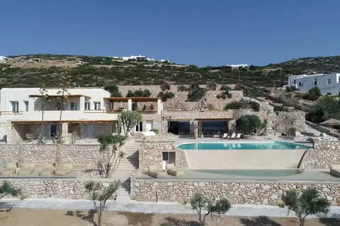 Mythic Exclusive Retreat in Σαρακίνικο — foto 2