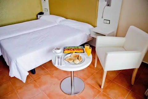Hotel & Apartamentos Bahía Sur in San Fernando — foto 27