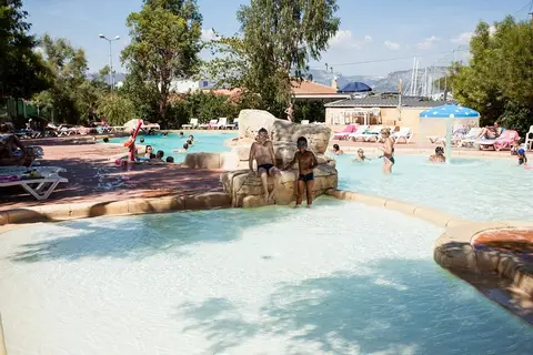 Camping La Presqu île St. Mandrier in Saint-Mandrier-sur-Mer — foto 9