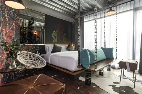 Mestyle Garage Hotel Bangkok in Bangkok — foto 2