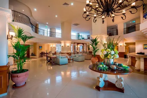 Aquamare Beach & Spa in Paphos — foto 18