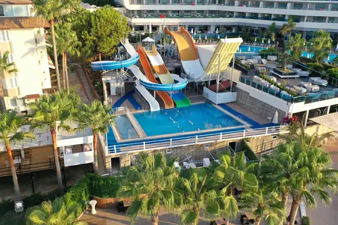 Eos Beach Resort in Alanya