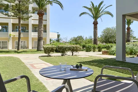 Fly & Go Iberostar Waves Creta Panorama & Mare in Municipality of Milopotamos — foto 21