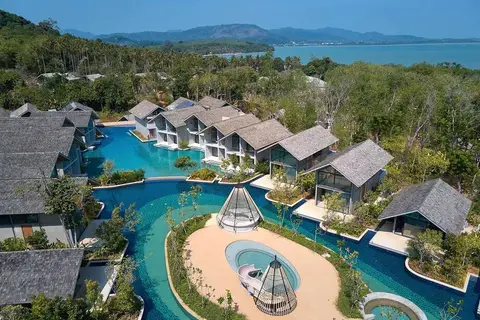 Island Escape by Burasari in ภูเก็ต — foto 2
