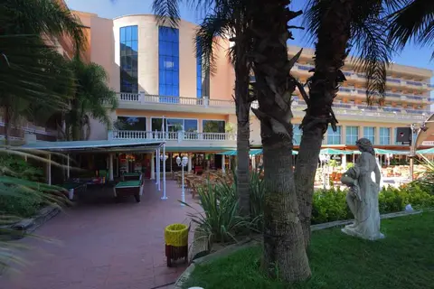Hotel Palas Pineda in La Pineda — foto 23