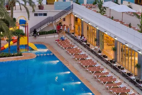 RH Bayren Parc in Gandia — foto 2