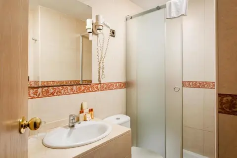 Sunotel Junior in Barcelona — foto 12