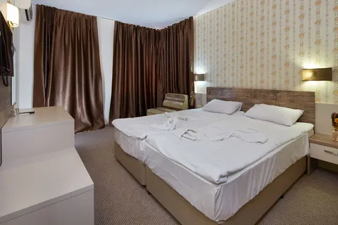 Lira Hotel foto 4