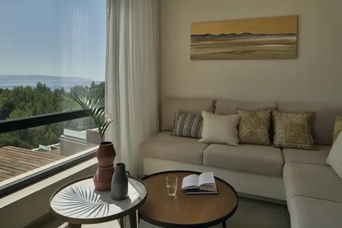 Celestial All Suites in Μουσάτα — foto 26