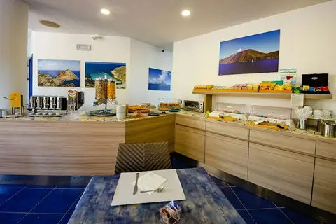 Astro Suite Hotel in Cefalù, foto 14