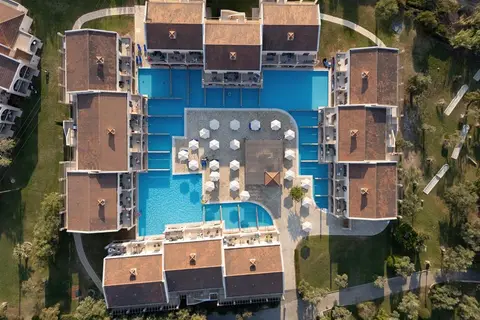 Hotel Roda Beach Resort & Spa in Καρουσάδες — foto 7
