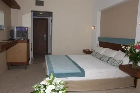 Babaylon Hotel in Cesme — foto 8