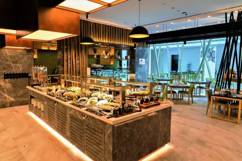 Al Khoory Courtyard Hotel in Dubai — foto 8