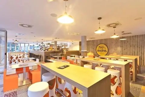 Ryans Ibiza Appartementen in Ibiza — foto 21