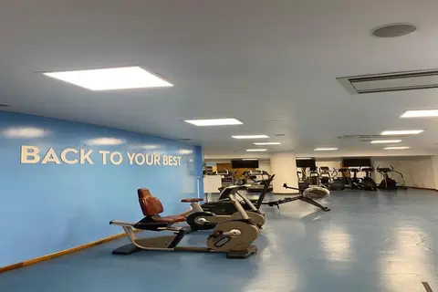 MS Aparhotel in Almada — foto 16