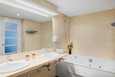 B&B HOTEL Tarragona Valls in Valls — foto 29