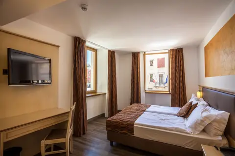 Romantik & Wellness Hotel Portici in Riva del Garda — foto 17