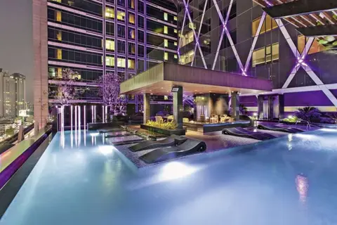 Mode Sathorn in Bangkok, foto 17