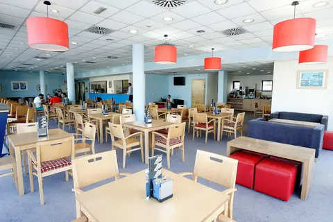 Travelodge Barcelona Cornella Fira in Cornellà de Llobregat — foto 30