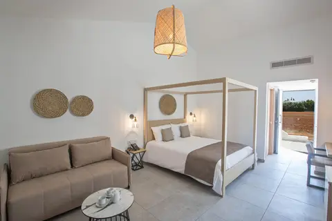 Bohemian Gardens Hotel in Παραλίμνι — foto 30