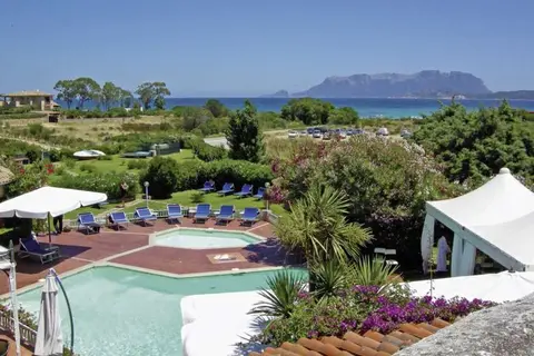 Stefania Boutique Hotel by the Beach in Terranoa/Olbia — foto 2