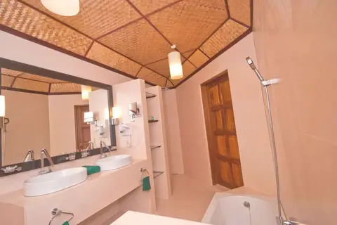 Safari Island Resort & Spa in Mushimasgali — foto 22
