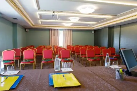 Elite Palace in Tirana — foto 6