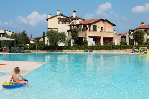 Garda Resort Village in Peschiera del Garda