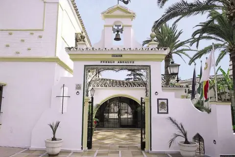 Globales Pueblo Andaluz in San Pedro de Alcántara — foto 18