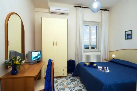 Hotel Casa Di Meglio in Casamicciola Terme — foto 18